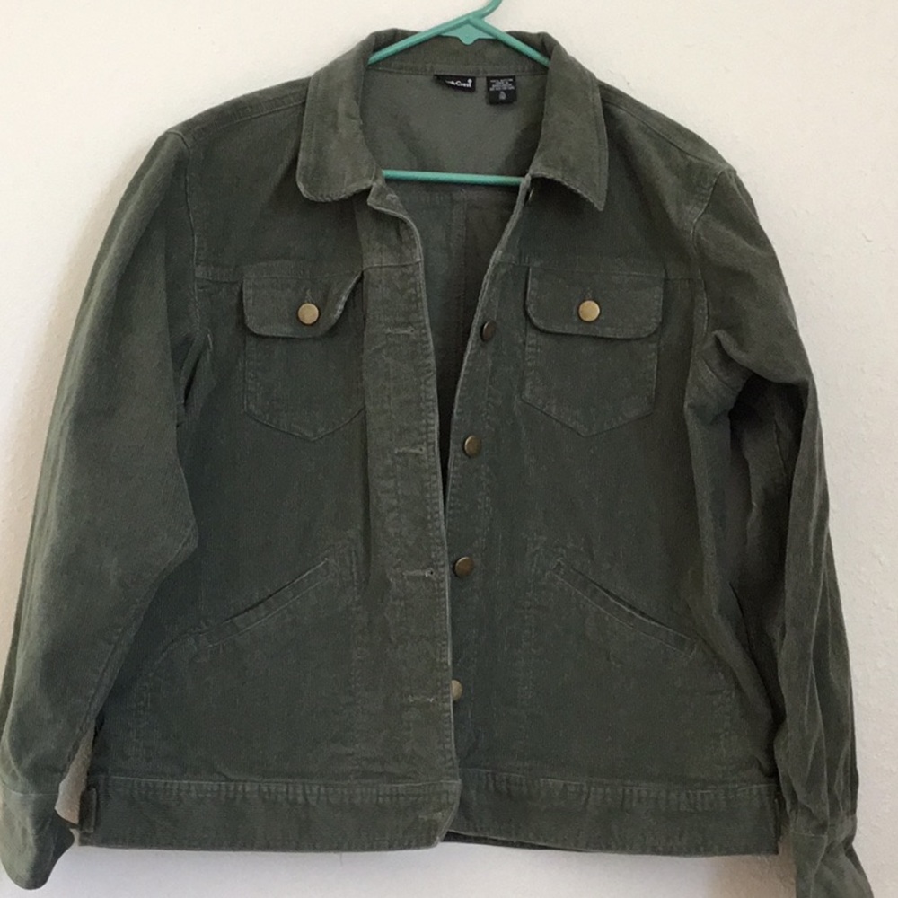 Ladies size XL 18 corduroy jacket. Like new